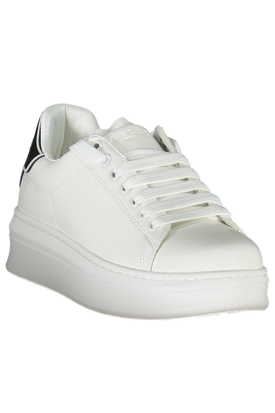 Gaëlle Paris Women's Sports Shoes White